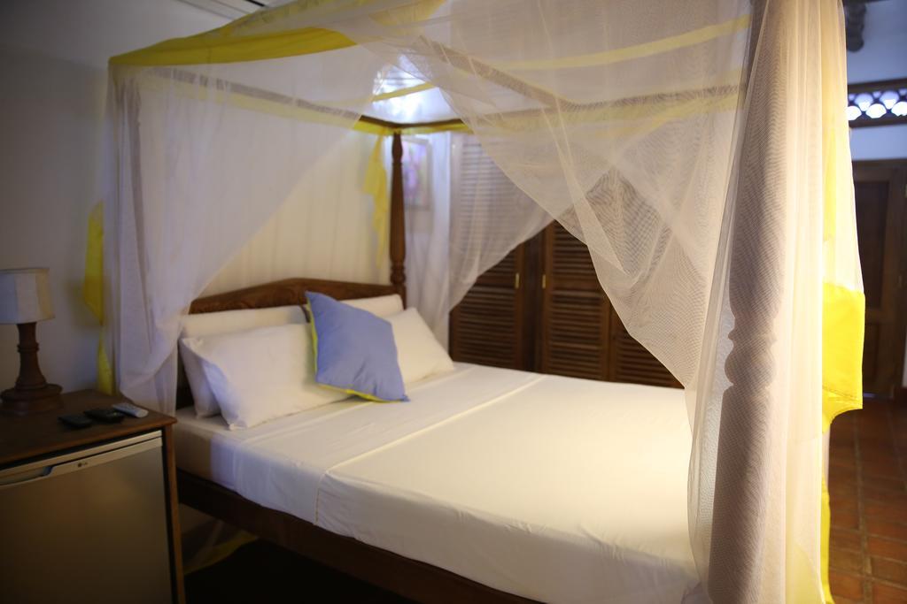 Mangro Hotel 디아니 해변 외부 사진